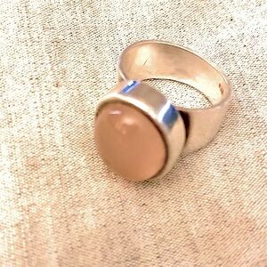 STERLING Silver Ring. Pink Stone.
